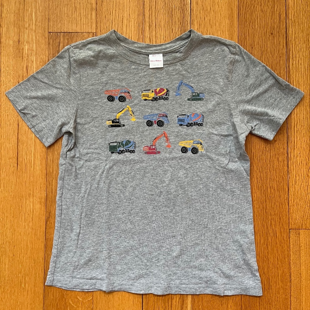 Hanna Andersson construction tee size 8